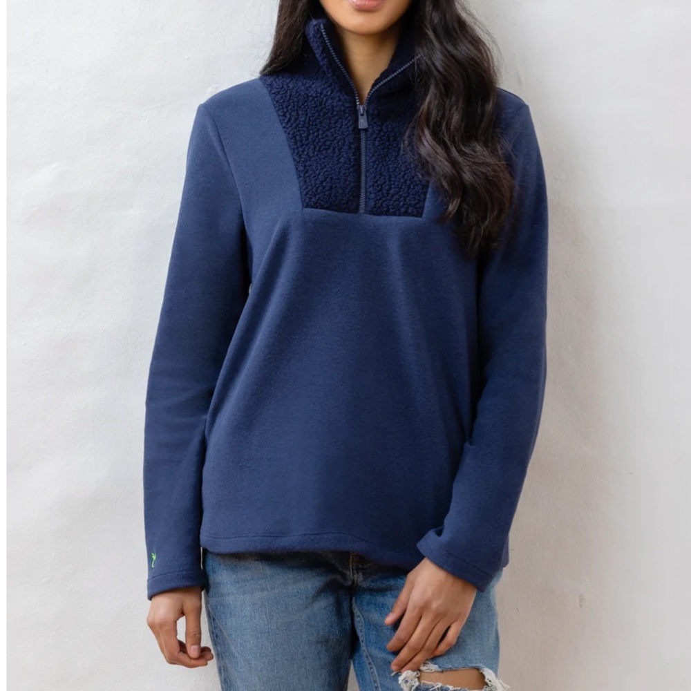 💙❄️NWT Dudley Stephens❄️💙Navy Heron Lake Pullover size L.